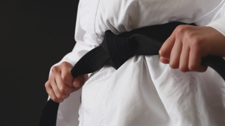 Strategi och teknik i kampsportsvadslagning